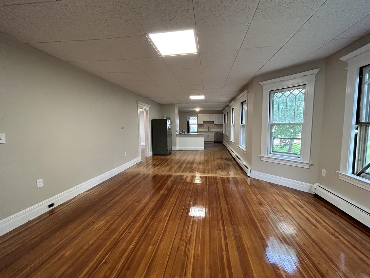 16 Roxbury St #1 - Photo 7 of 13