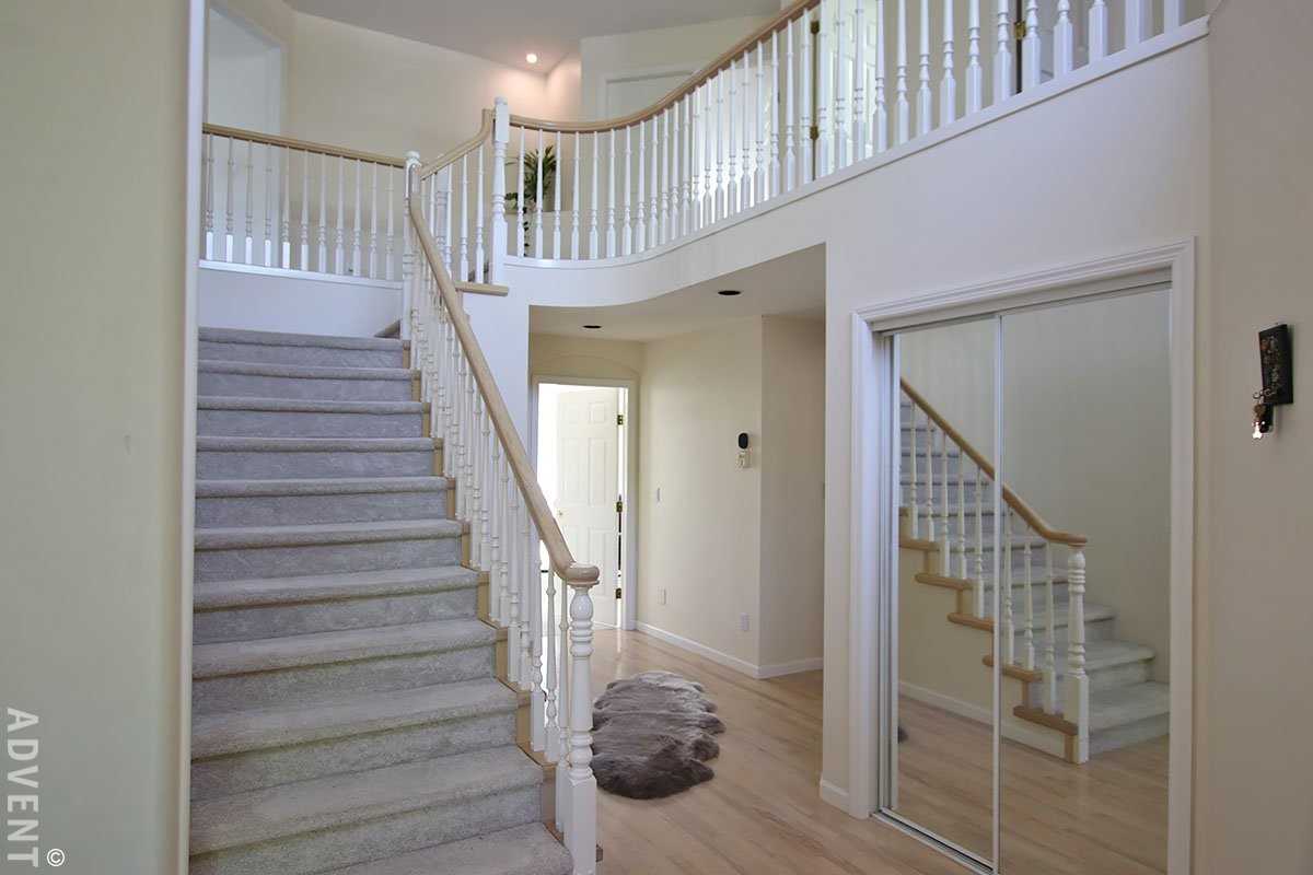 1572 Salal Crescent - Photo 3 of 25