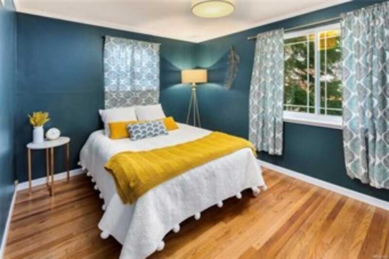 3247 Ne 97th St - Photo 5 of 18