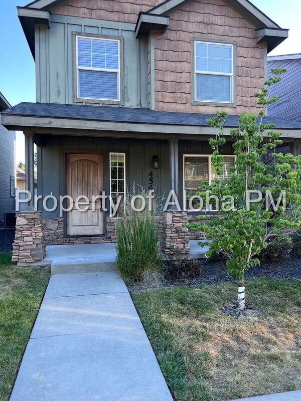 4542 W Brennen St - Photo 2 of 20