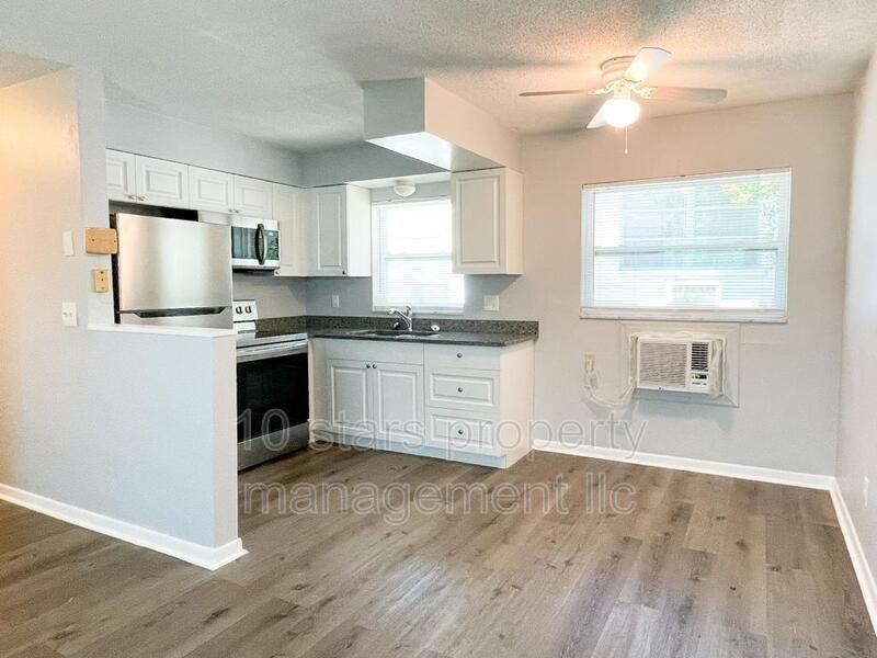 1265 Pierce St - Photo 5 of 25
