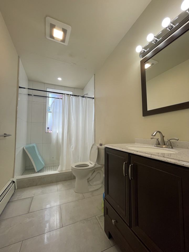 Harvard Ave #4 - Photo 3 of 19