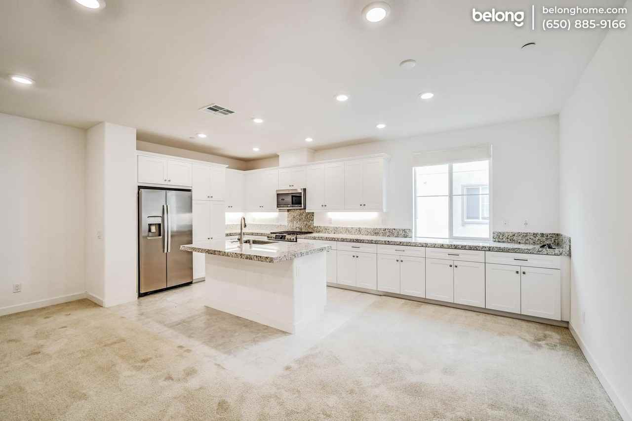1523 St Simon Cir #B - Photo 7 of 27
