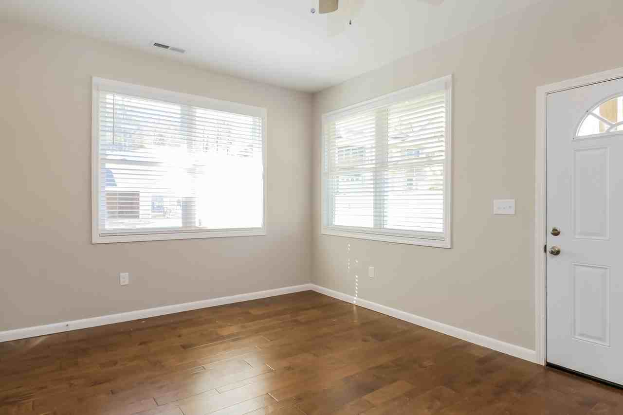 216 Sycamore Cove Lane - Photo 6 of 21