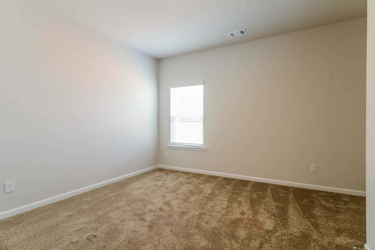 3359 Bridgewood Dr - Photo 7 of 16