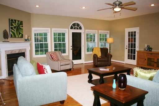 3004 Russellborough Dr - Photo 3 of 38