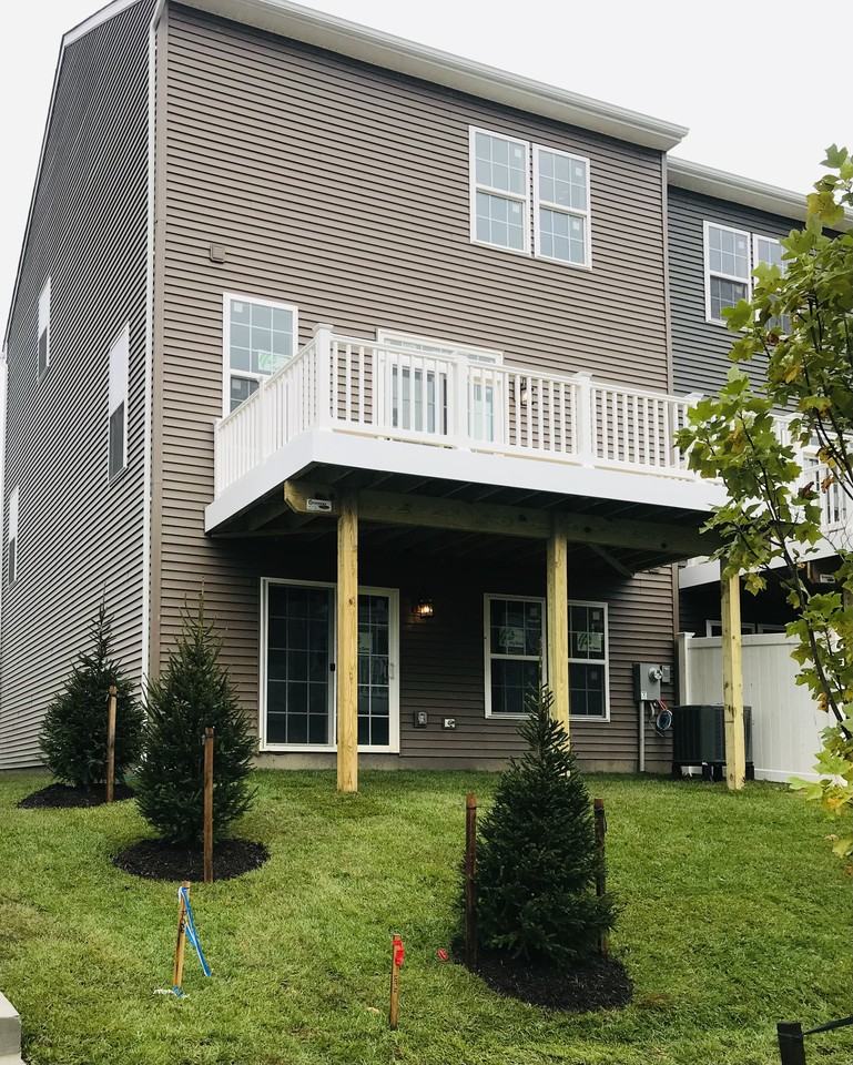 6915 Stansbury Ln #MAIN - Photo 2 of 35