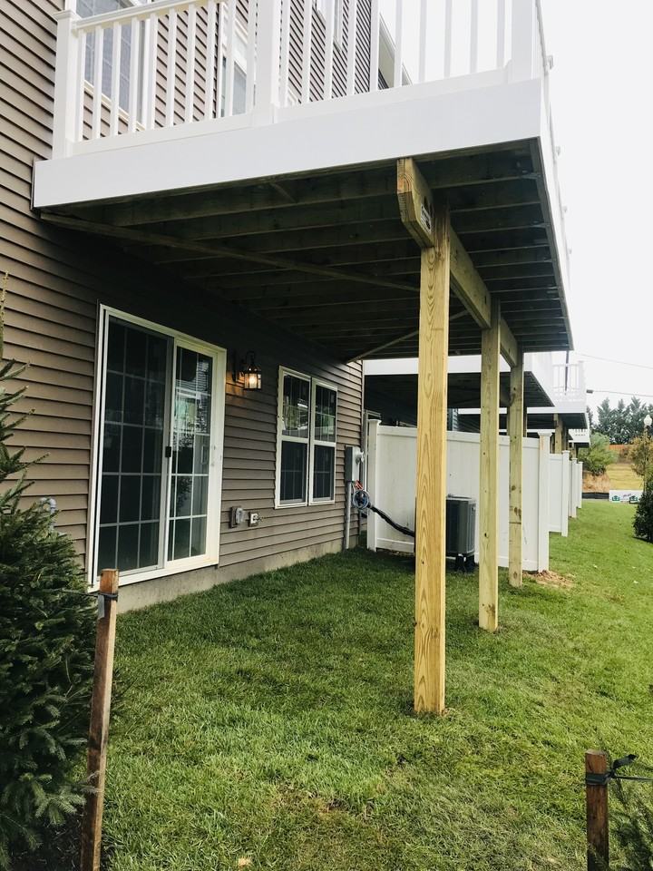 6915 Stansbury Ln #MAIN - Photo 3 of 35