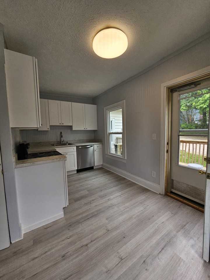 117 N Grant St #117 - Photo 2 of 13