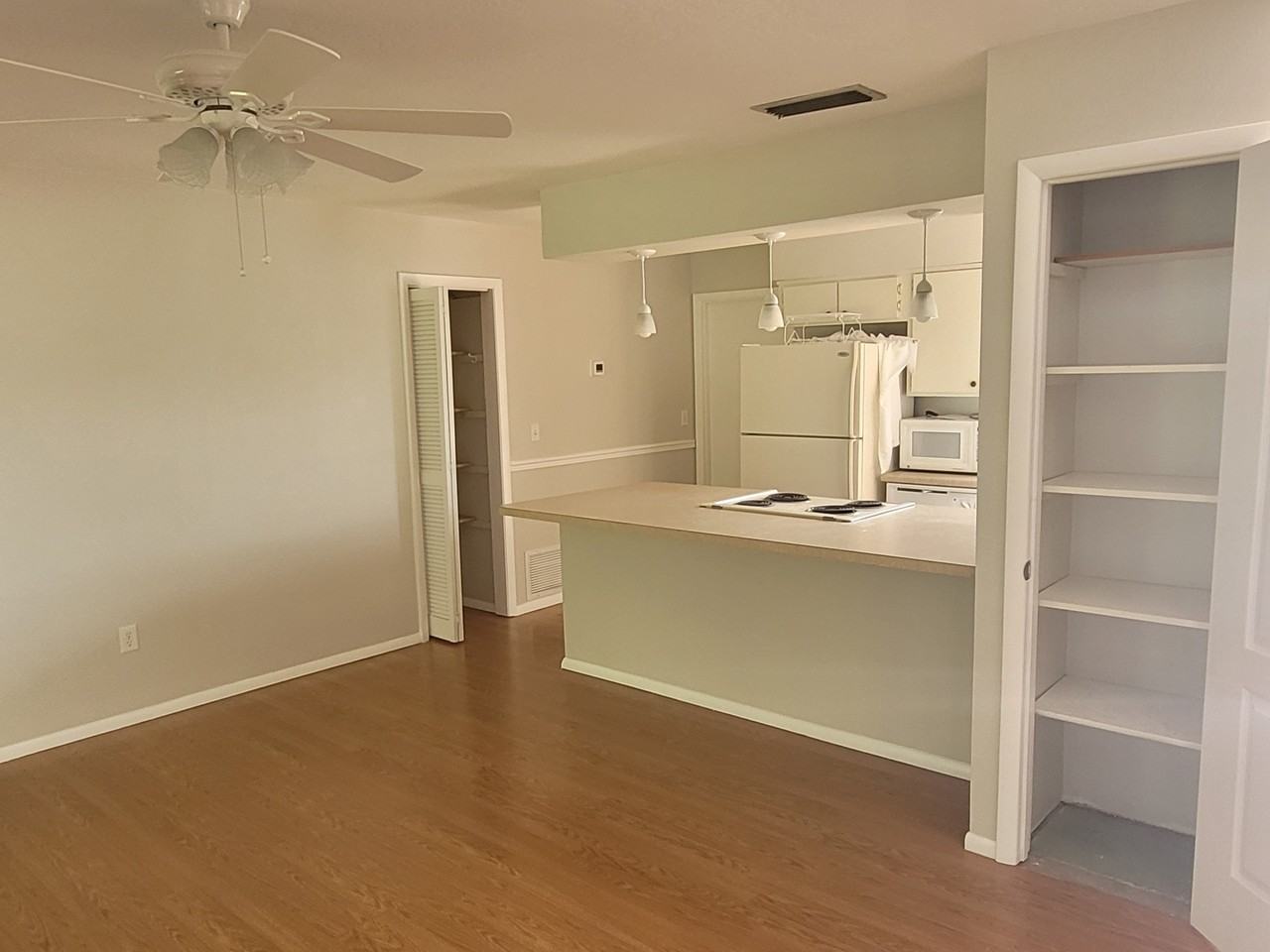 1104 Beatrice Ave #1 - Photo 4 of 10