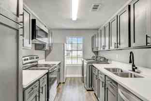 6685 Lexington Dr #40 - Photo 1 of 1