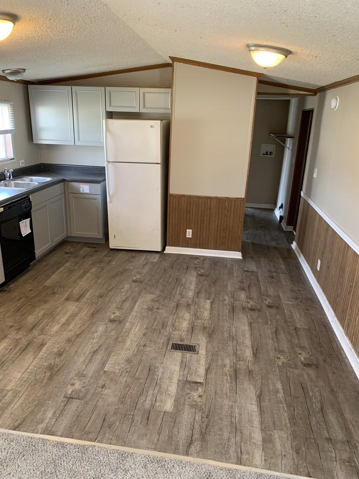 319 Belew St #1 - Photo 4 of 13