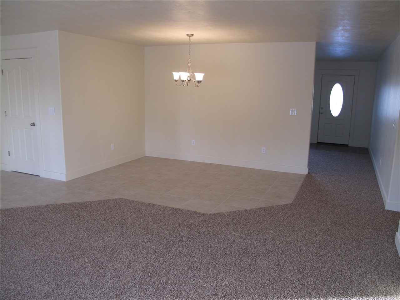 488 N 2670 W - Photo 3 of 21