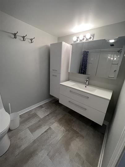 925 Dainard Dr - Photo 2 of 19