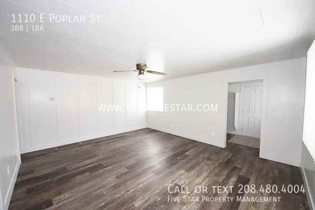 1110 E Poplar St - Photo 2 of 10