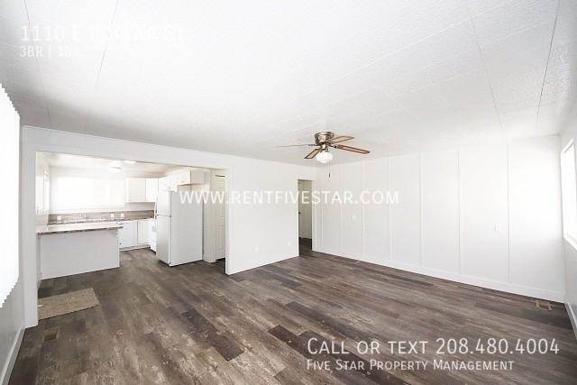 1110 E Poplar St - Photo 3 of 10