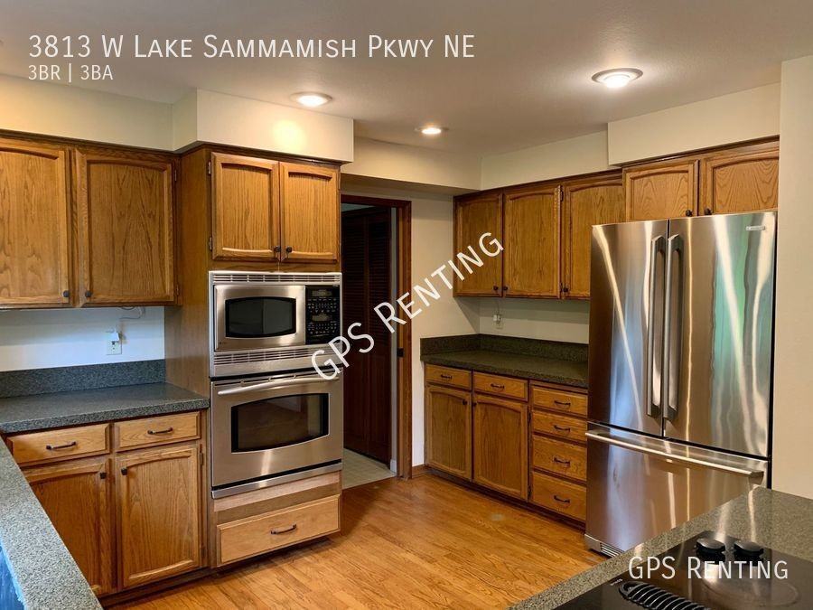 3813 W Lake Sammamish Pkwy Ne - Photo 3 of 50