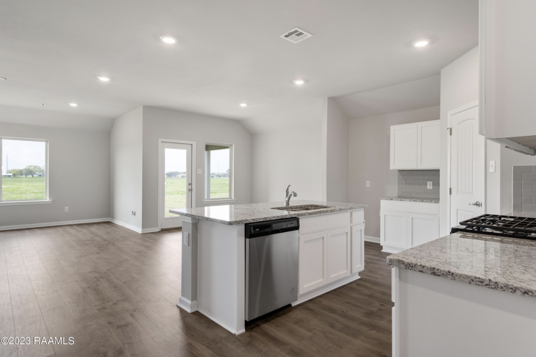 118 Lucille Dr #NA - Photo 3 of 12