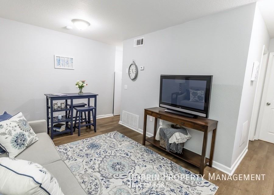 2154 Afton Ave #2154 - Photo 3 of 34