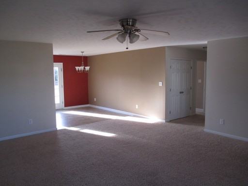 118 Willard Way - Photo 3 of 31