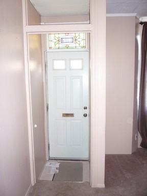 912 S Clinton St - Photo 2 of 9