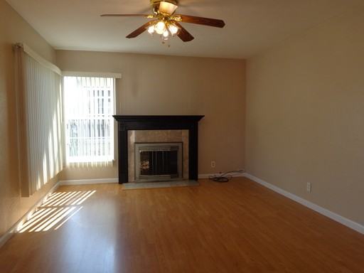 23619 Wright Dr - Photo 2 of 8