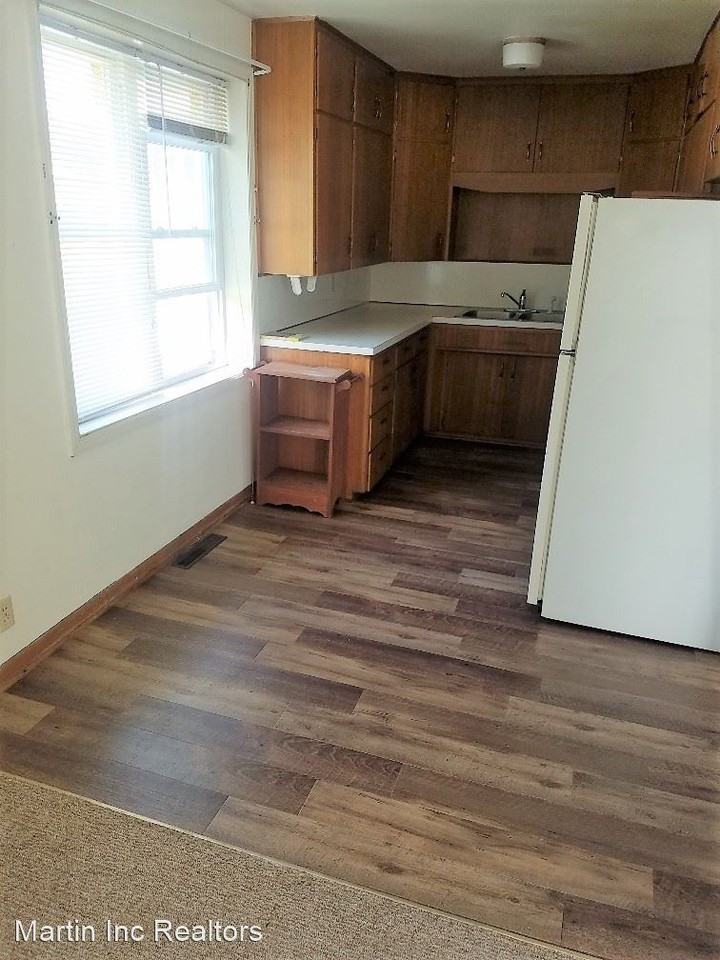 1401 G Ave - Photo 2 of 15