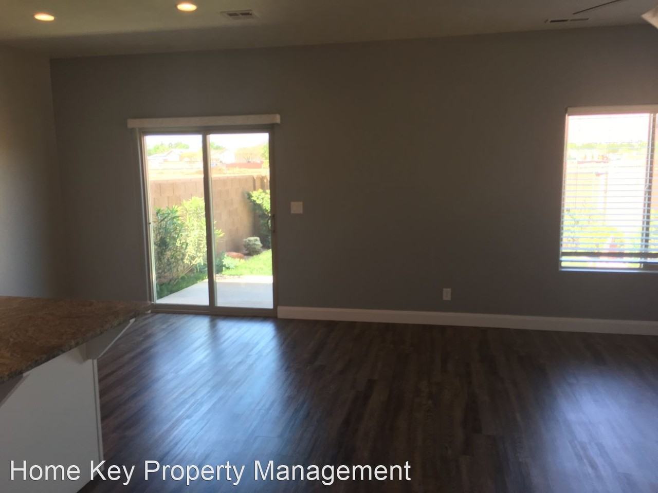 2549 Bella Vista Dr - Photo 3 of 16