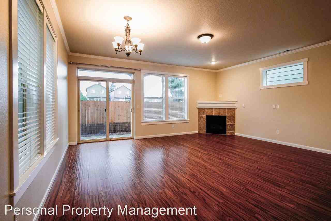 206 Se 198th Pl - Photo 2 of 14