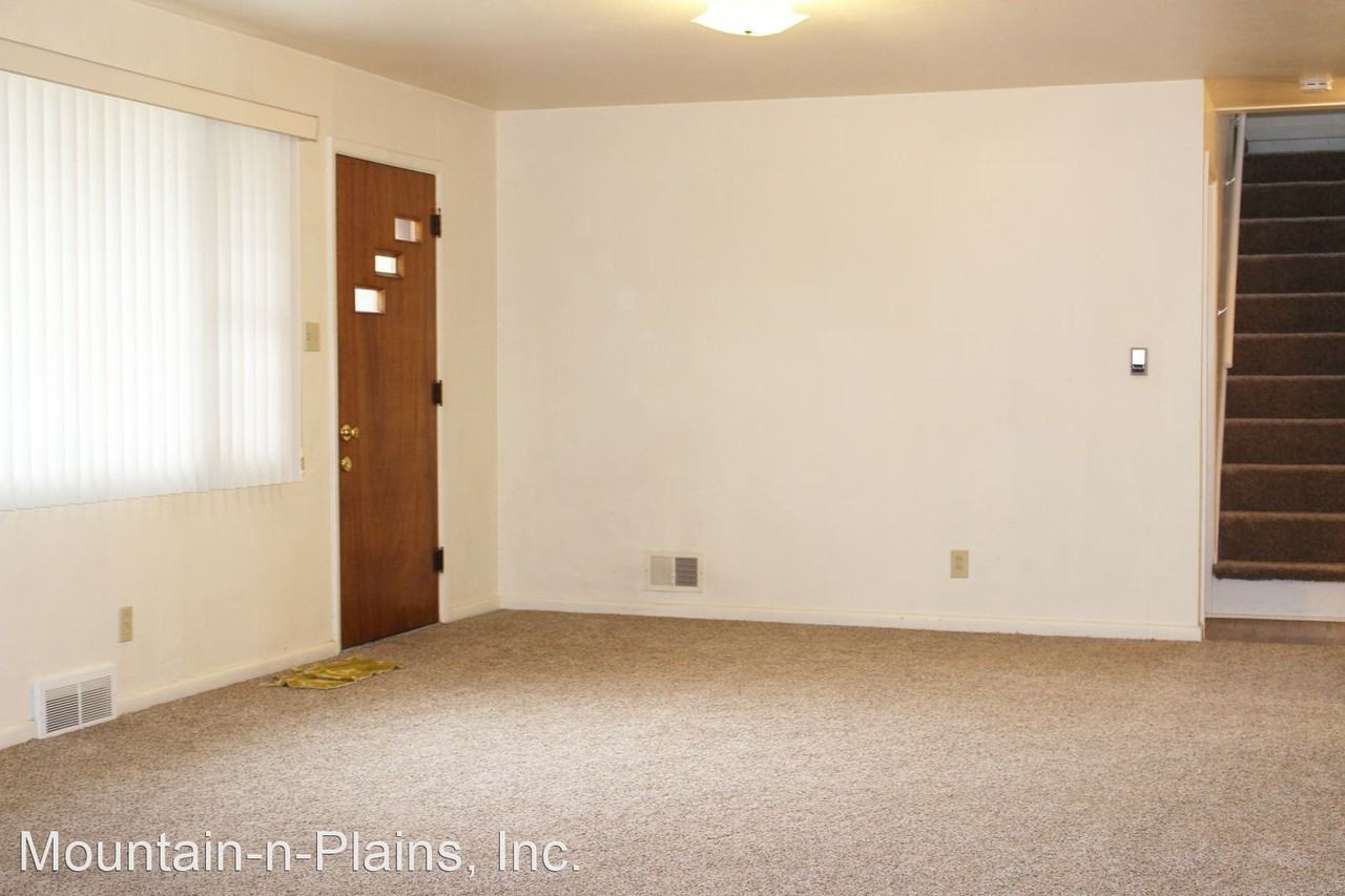 220 E Stuart St - Photo 2 of 12