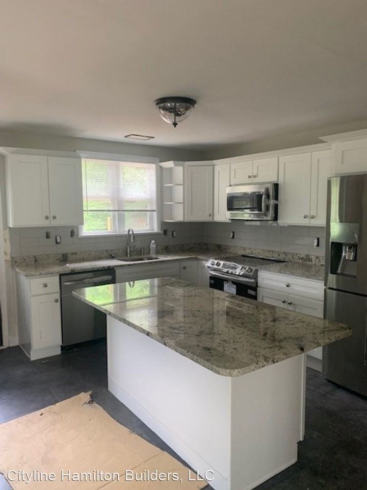 7104 Suter Rd - Photo 3 of 8