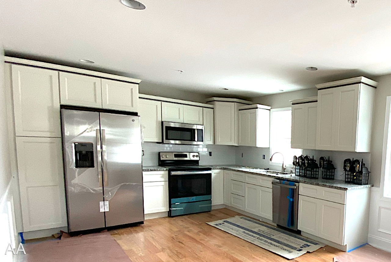 29 W School St - Photo 2 of 6