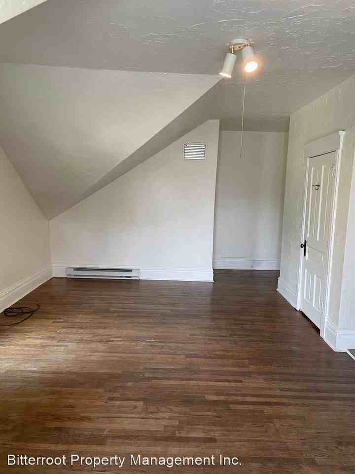 530 S. 5th East - Photo 2 of 8