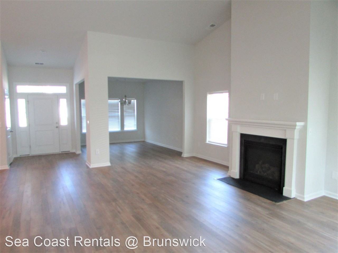 7956 N Balfour Dr Nw - Photo 2 of 33