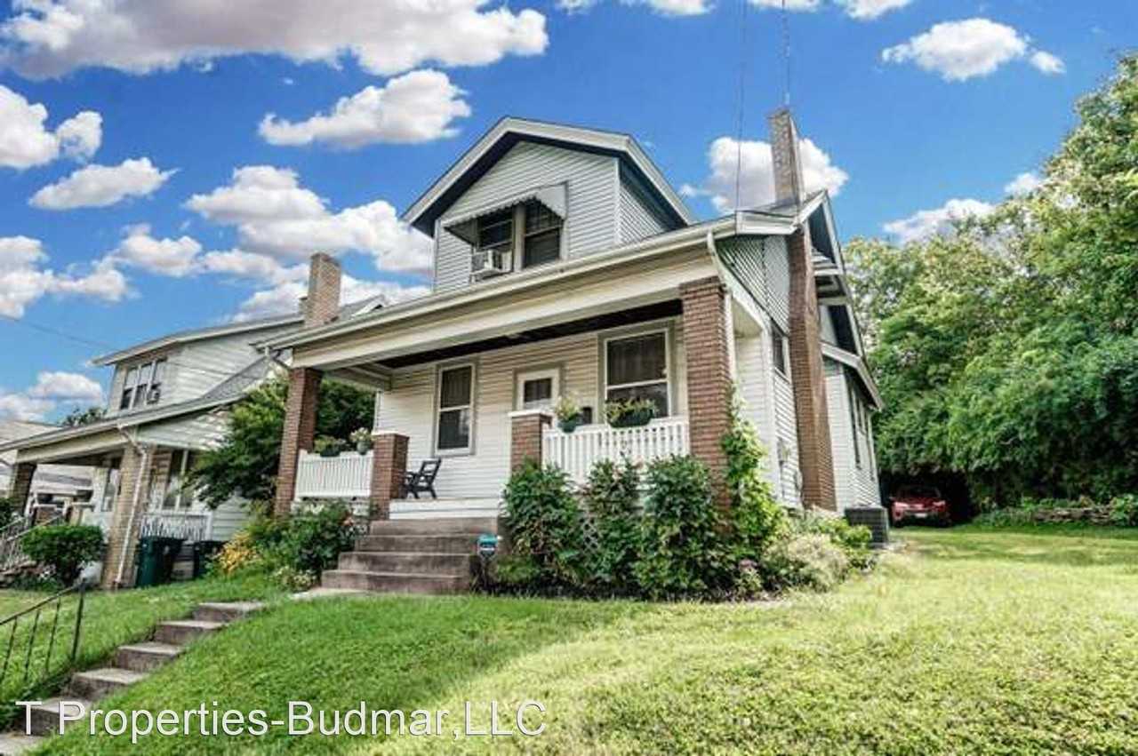 1102 Fairbanks Ave - Photo 2 of 32