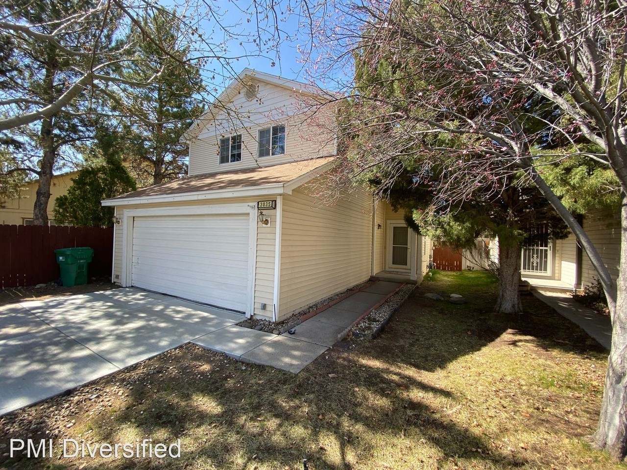 3035 Chilcoot Dr - Photo 2 of 23