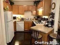 210 Rivendell Ct - Photo 2 of 13