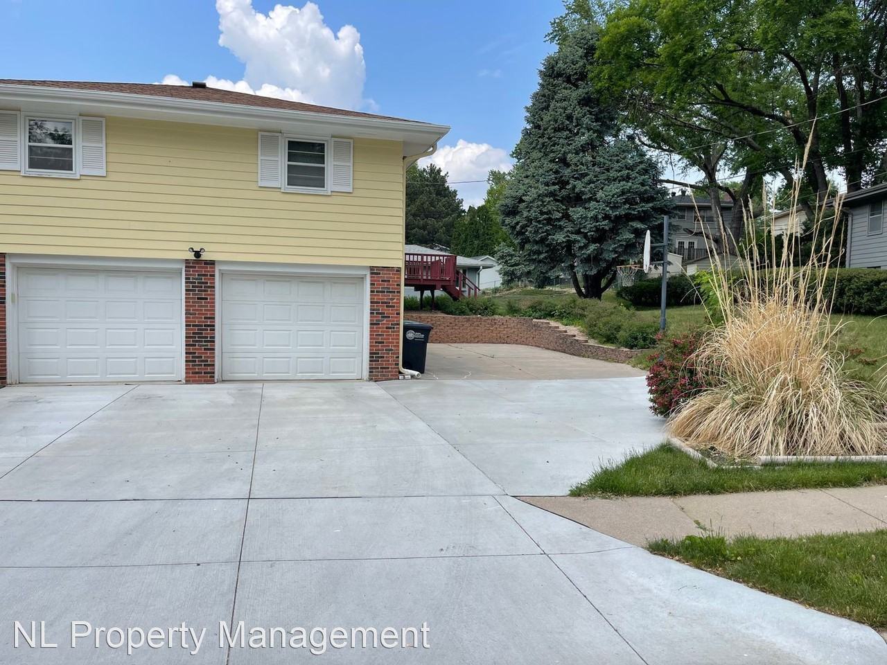 2267 S 133rd Ave - Photo 3 of 11