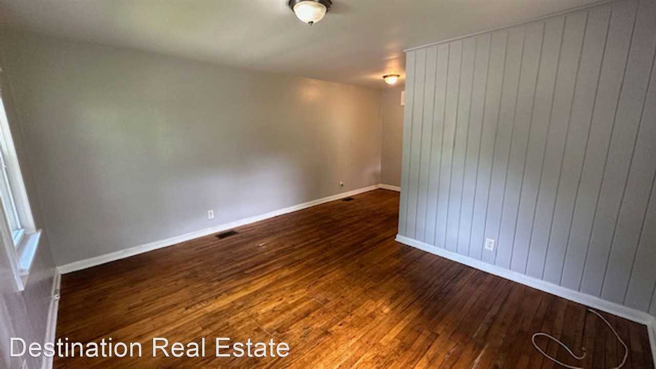 1520 Cleveland St - Photo 3 of 13