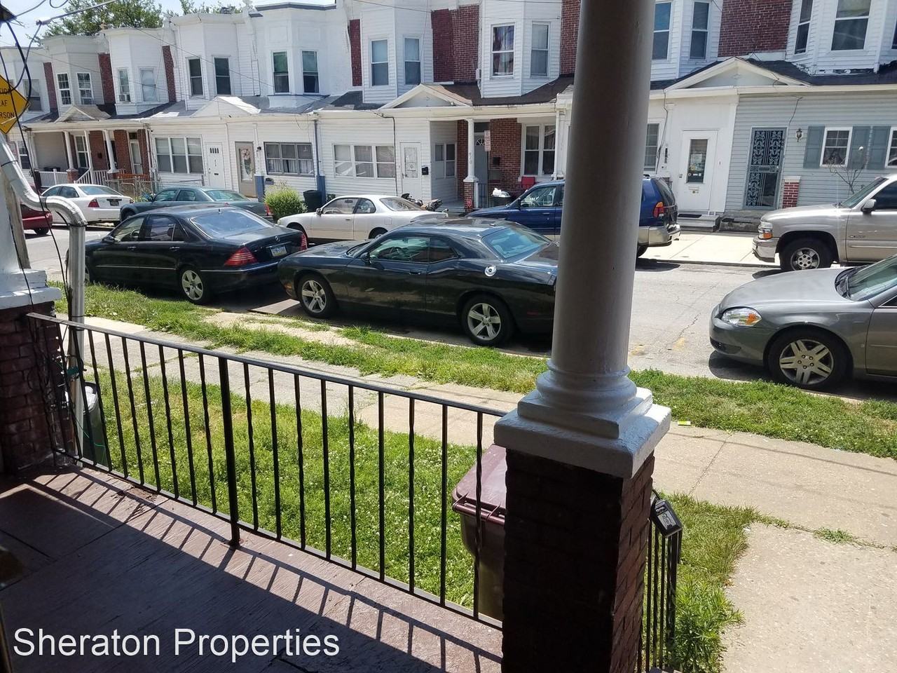 907 E 17th St - Photo 2 of 16