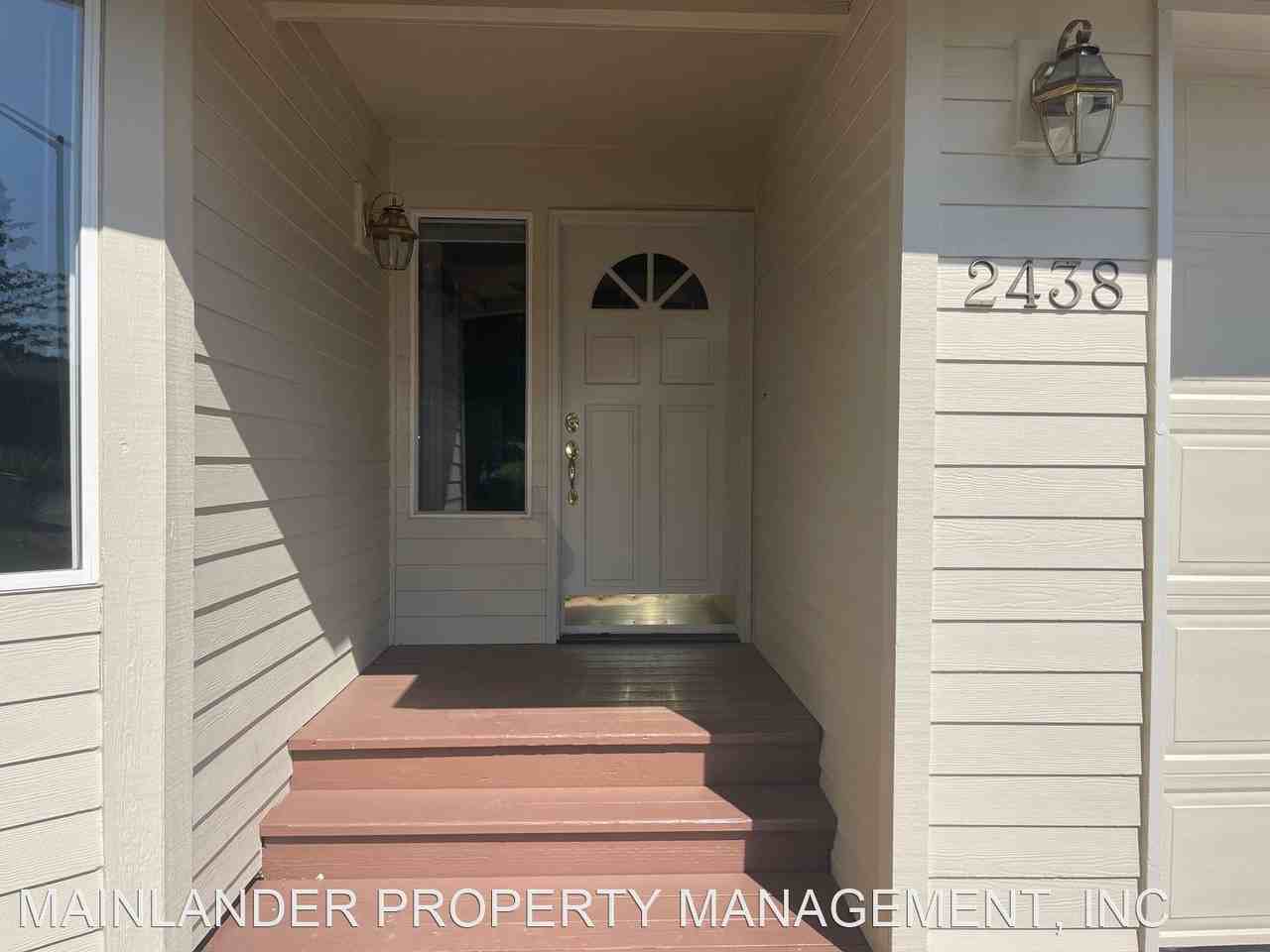2438 Southslope Way - Photo 2 of 26