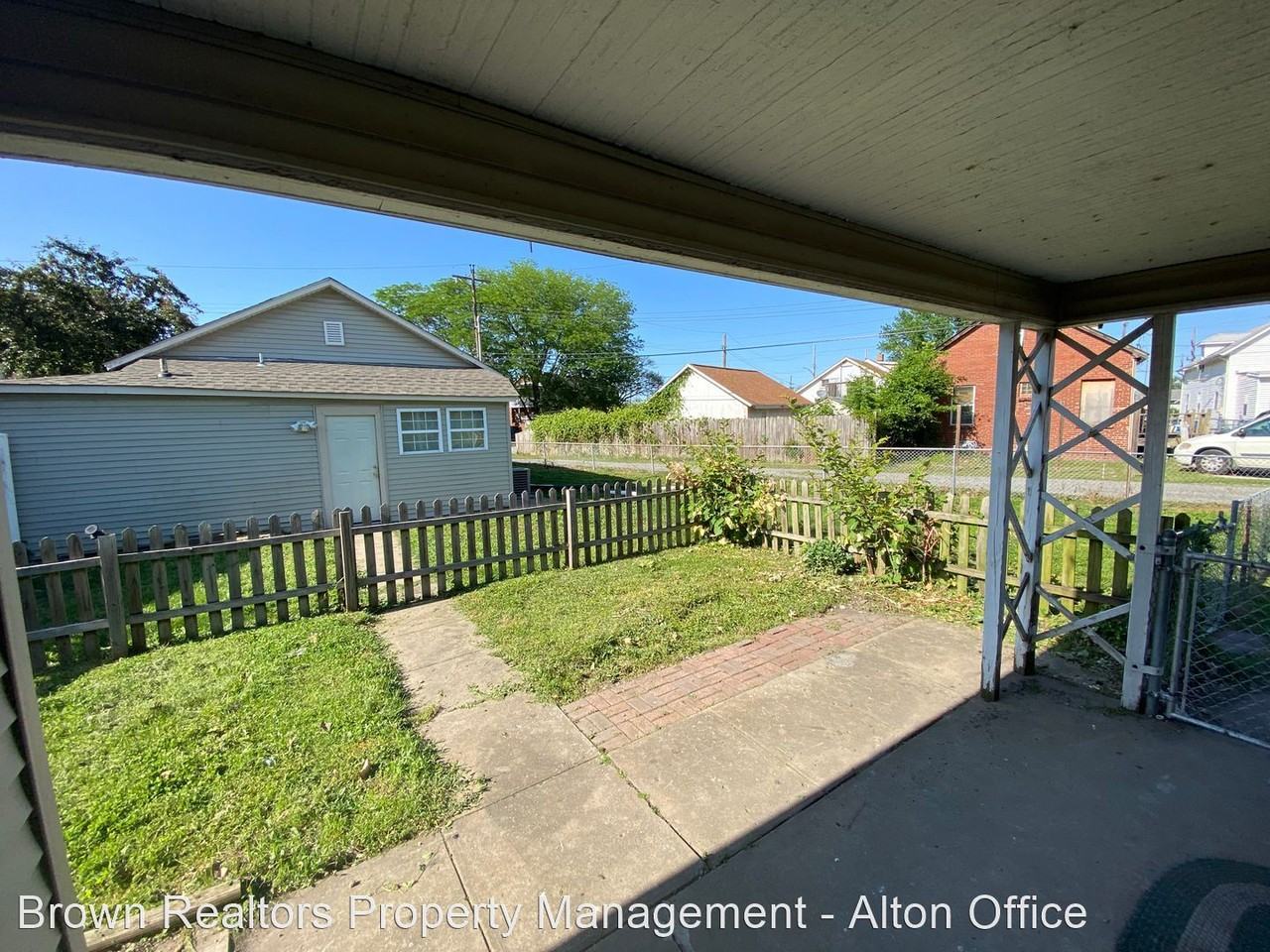 419R Anna Ave - Photo 2 of 7