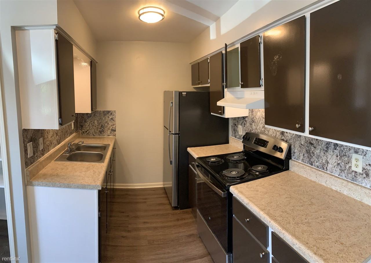 5223 Rich St - Photo 3 of 23