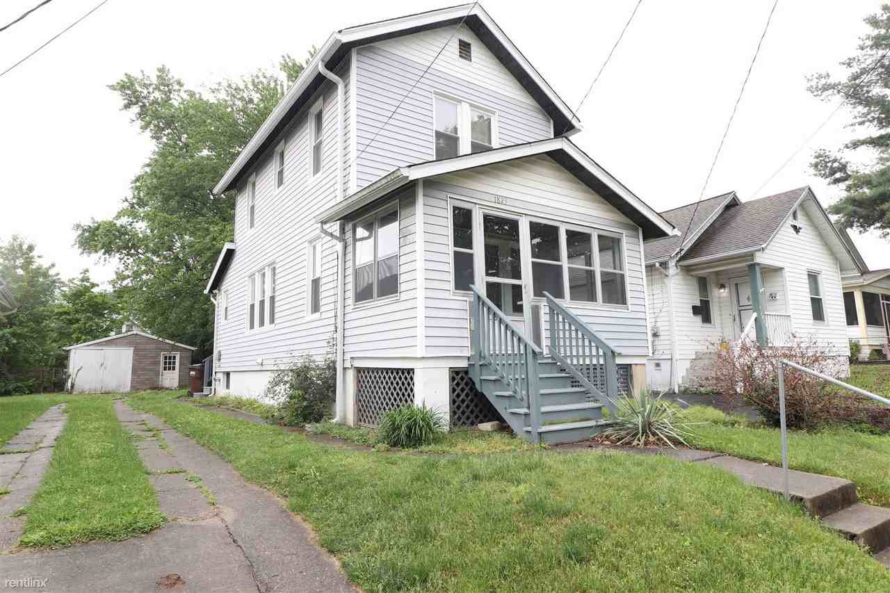 1823 Dallas Ave, North College Hill, OH 45239 2 Bedroom House for