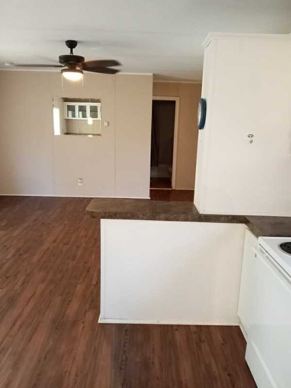 128 Woodland Dr - Photo 3 of 8