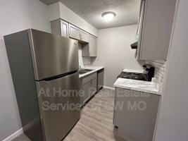 featured image of 900 S Crutcher Ave #5