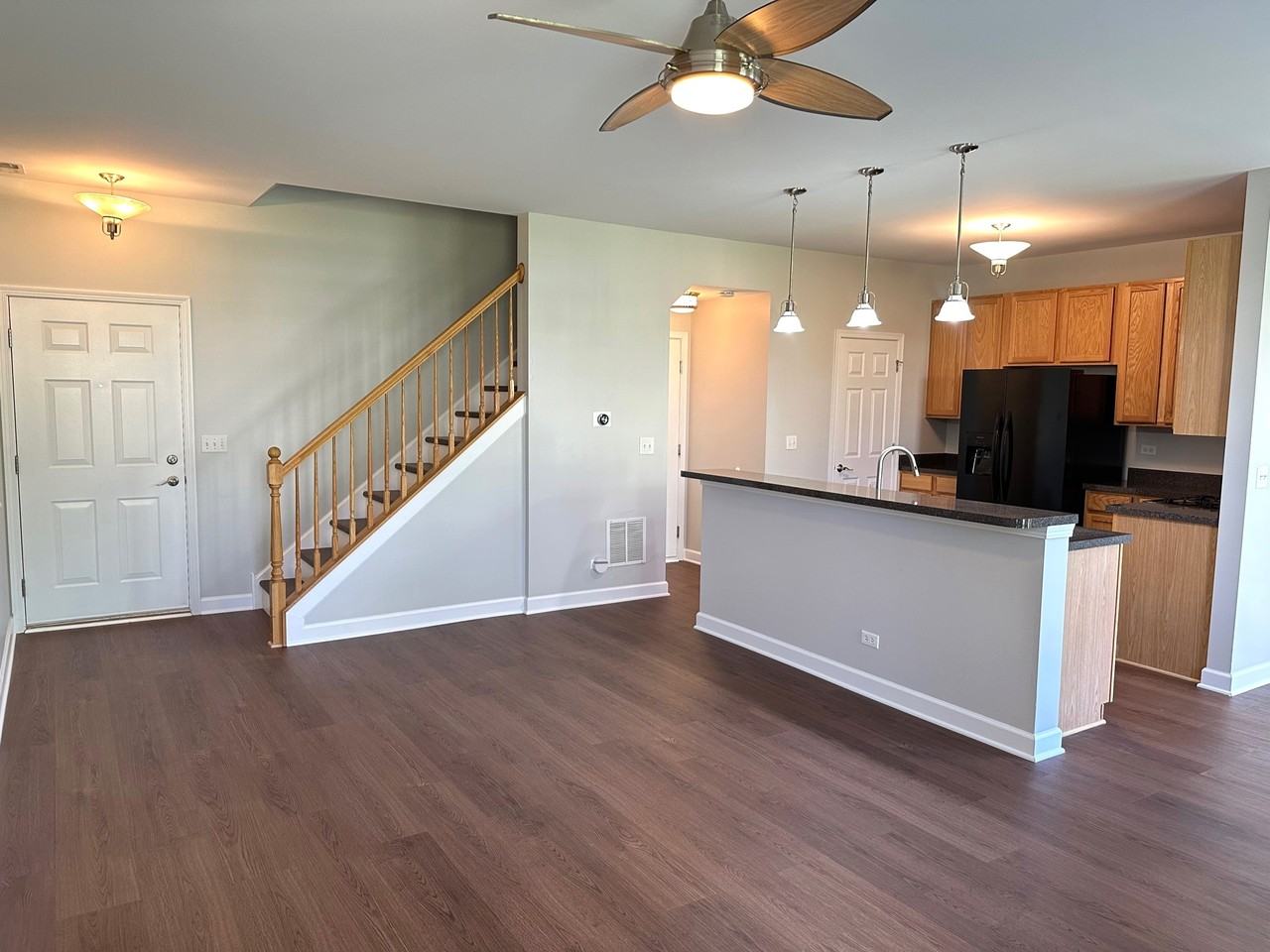 6712 Slate Dr - Photo 3 of 25