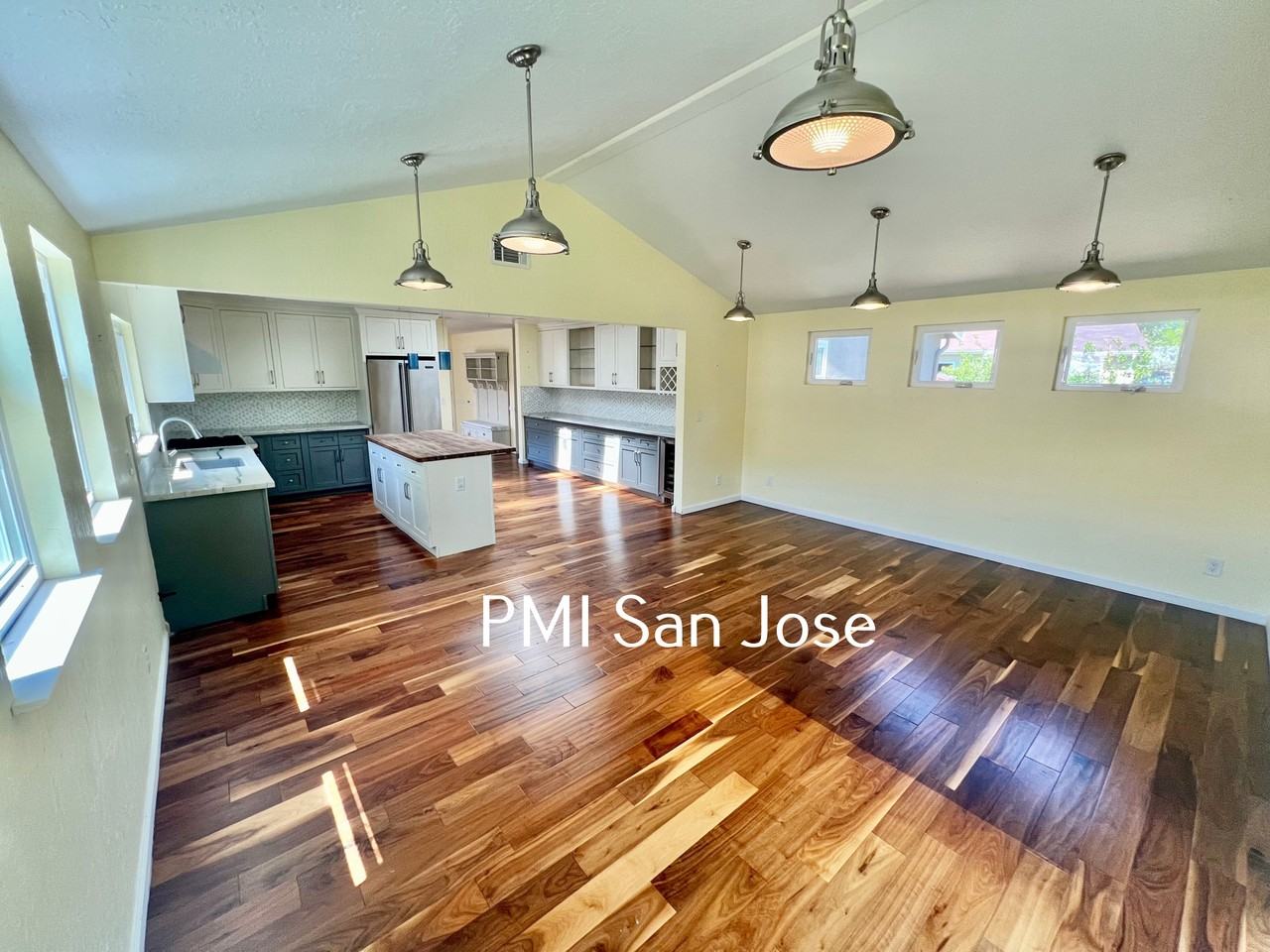 322 Beechvale Ct - Photo 3 of 14