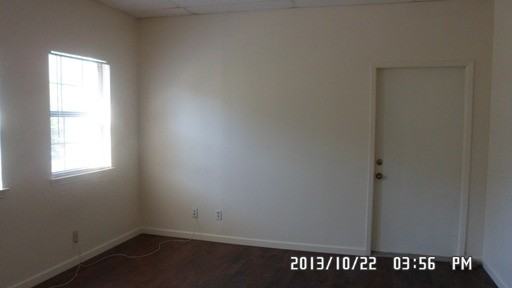 16485 Blanco Rd - Photo 3 of 5