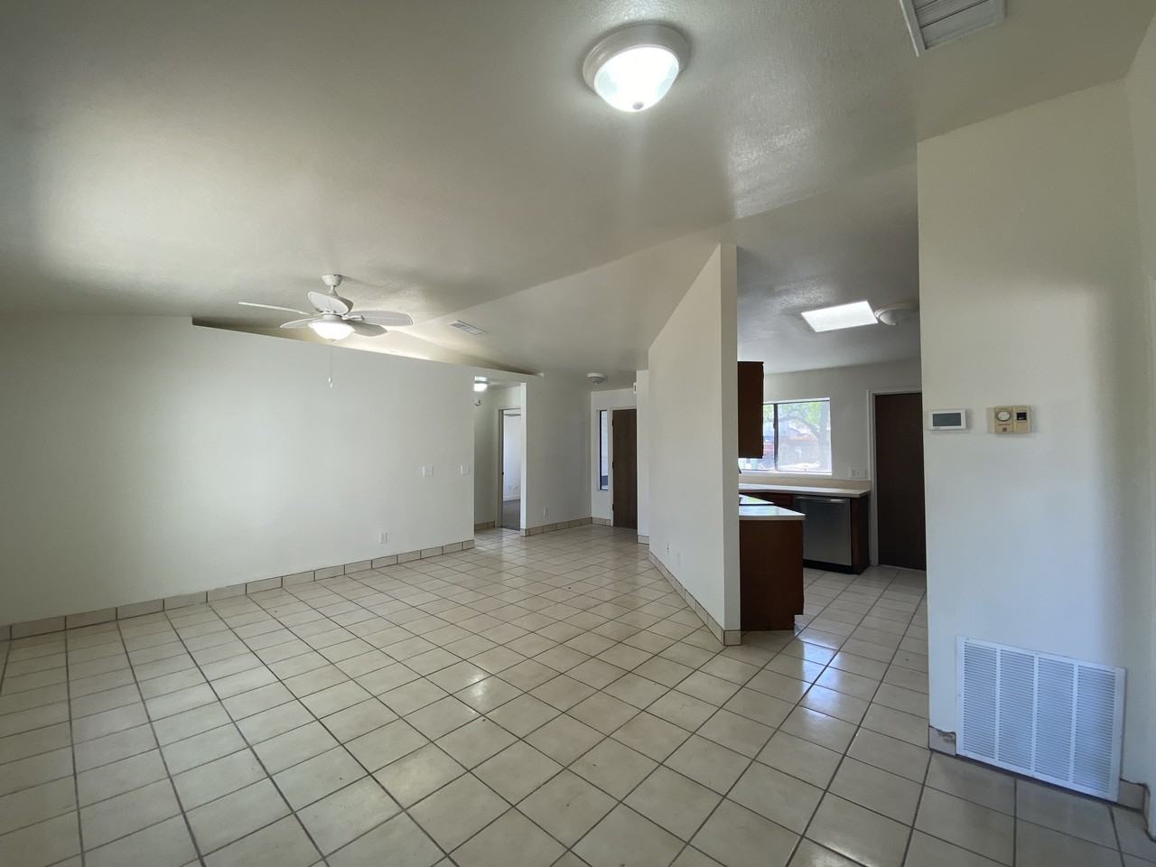 2520 W Tenbrook Way - Photo 2 of 19